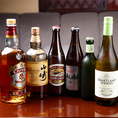 ビール各種1200円～、ウイスキー各種2000円～、焼酎1000円～ワインセラーで厳選したワインをボトル常時80種ご用意フレンチトーストや自家製ベーコン、京野菜のお惣菜とも相性抜群で、食事の時間をより豊かに彩るラインナップです。