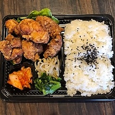 鶏の唐揚げ弁当