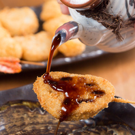 ≪サクサク衣に絡む！自家製甘じょっぱい串カツソース≫