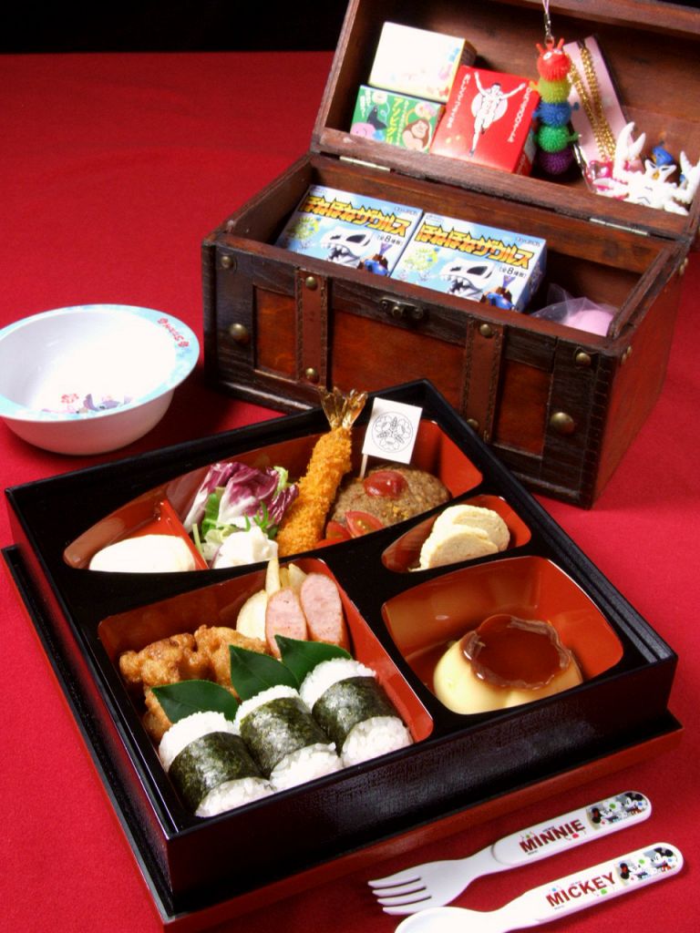 お子様用のメニューもご用意しております。嬉しいおもちゃ付き。