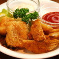 料理メニュー写真 フィッシュ&チップス～自家製タルタルソース&自家製カクテルソース付～