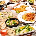 【コース】大人気の削りたてチーズのシーザーサラダ、インスタ映えに抜群の肉ケーキ等もご用意!!