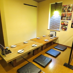 【忘新年会・歓送迎会などにもオススメ♪】これからの時期の忘新年会、歓送迎会などにもご利用いただけます◎広々としたゆったり空間は、いつもの仲間との楽しいご宴会にオススメです★美味しいお料理とドリンク片手に乾杯すれば、特別な思い出ができること間違いなし！