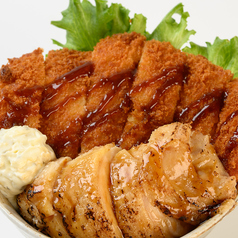デカ丼　鶏チャーシュー＆チキンカツ丼