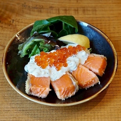 立ち飲みでも妥協なし！個性光る一品料理も♪