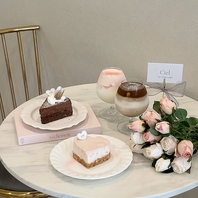 スイーツとコーヒーで、美味しいひとときを彩る♪