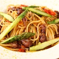 料理メニュー写真&nbsp;旬の魚介と季節野菜のペペロンチーノ