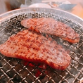 松阪牛をカジュアルに炭火焼で♪高級銘柄の松阪牛をカジュアルに楽しめる焼肉店。様々な部位をリーズナブルにご提供いたします。