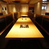 当店では、様々なお客様にご満足いただけるよう複数言語メニュー、写真付きメニュー、デジタルメニューをご用意しております。また複数言語対応スタッフも在籍しております。