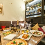 おしゃれで雰囲気抜群!!様々なシーンで楽しめるラグジュアリー空間!!