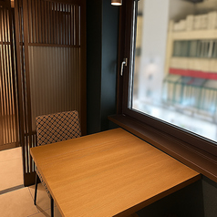 2名様用の少人数個室。デートや少人数の飲み会などに最適！ゆったりとお寛ぎ頂けます。※写真はイメージです。