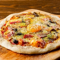 生地から手作りしたBROOK本格ピザ！！！