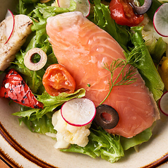 自家製サーモンマリネ