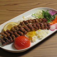 厳選した食材を使い調理しております。