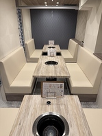 開放感のあるお席でゆったりとお寛ぎください♪