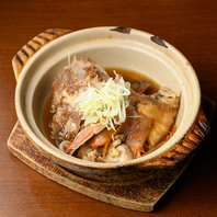 鮮度抜群の地物鮮魚をご用意！本日の単品は店内黒板注目