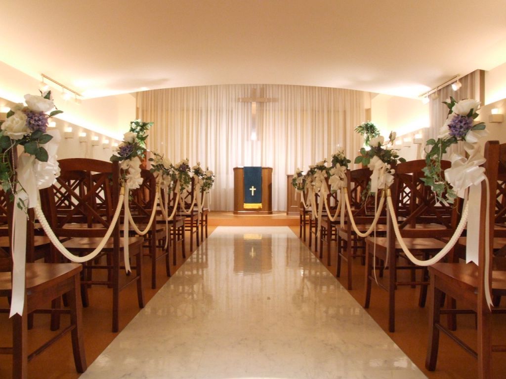 館内にはチャペルも用意。結婚式から披露宴、二次会迄最大200名!