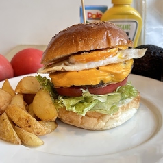 目玉焼きチーズバーガー