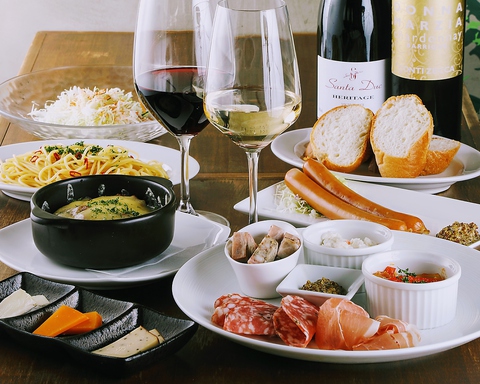 上野駅から徒歩2分！ワインとチーズが楽しめるバル♪お一人様ワイン大歓迎！