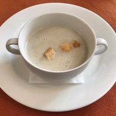 ポタージュスープ（パン付）