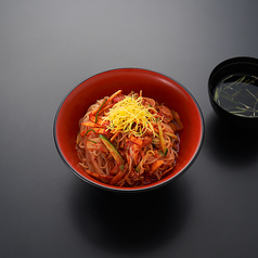 五目冷麺(ビビン麺)