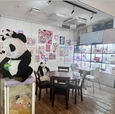 アートカフェ&バー ぱんだっこの雰囲気1