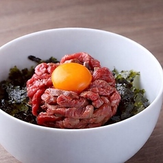 ローストユッケ丼