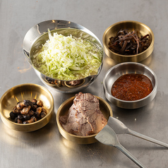 薬膳火鍋もんじゃ