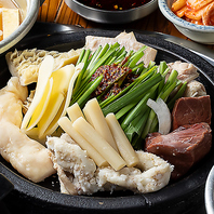 魅惑の焼きホルモン！新鮮な肉汁がジュワッと広がる一口