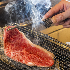 ○炭火焼肉ならではのお肉の旨味