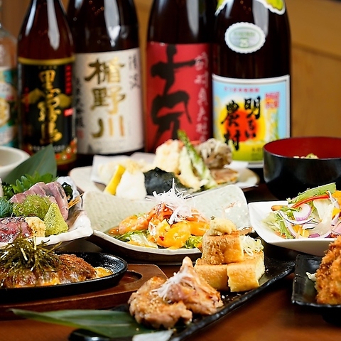お酒がすすむ一品料理や天ぷら、うどんメニューが豊富！今宵は当店で乾杯♪