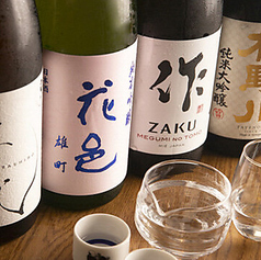 日本酒を種類豊富に常備。夏は冷酒で乾杯~♪