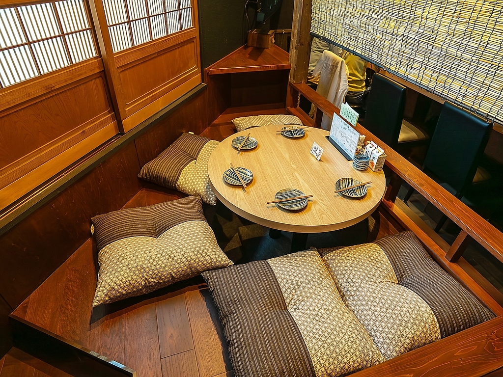 半個室のアリーナ席でプライベート感な時間をお楽しみください