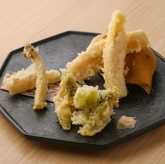 筍　蕗の薹　独活　天麩羅盛り合わせ