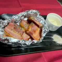 厚切りベーコン