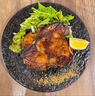 様々な食材を使った料理を…