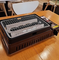 新鮮な素材の味を引き立てる炉端焼き！