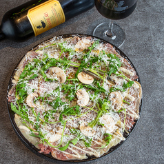 黒毛和牛の炙りカルパッチョ