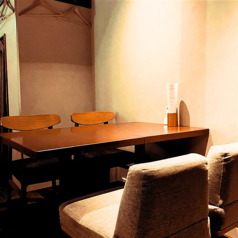 少人数での女子会にも会社帰りに仲間内でもお楽しみいただけます！店内奥のおしゃれ空間で是非ご宴会をお楽しみください♪