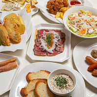 300円(税込)から楽しめる種類豊富な一品料理！