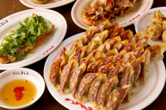 アラカルトも充実◎ 餃子によく合うご飯とタレ