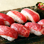 徳島県産の銘柄鶏「阿波尾鶏」を使用した肉寿司を食べ放題でお楽しみいただけます。