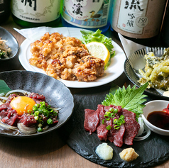 山賊焼き、馬刺しなど信州の郷土料理をご用意。
