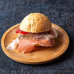 生ハムバーガーのピンチョス