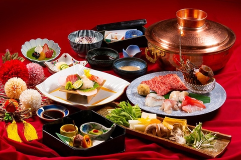 季節を丁寧に紡ぐ日本料理店。産地直送素材で織り成す懐石を心ゆくまでご堪能ください