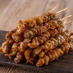 博多鉄鍋餃子ともつ鍋 バリ酒場の特集写真