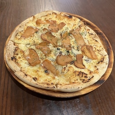 松茸とチーズのピッツァ