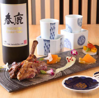 ◆日本料理の伝統をベースに、鮮やかな和洋折衷の創作