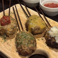 新登場！ハーブの効いた【サルシッチャ串】