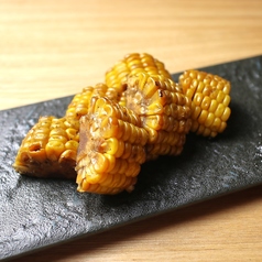 とうもろこしの藁焼き